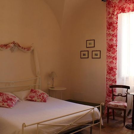 B&B Antica Biblioteca Fermo Bagian luar foto